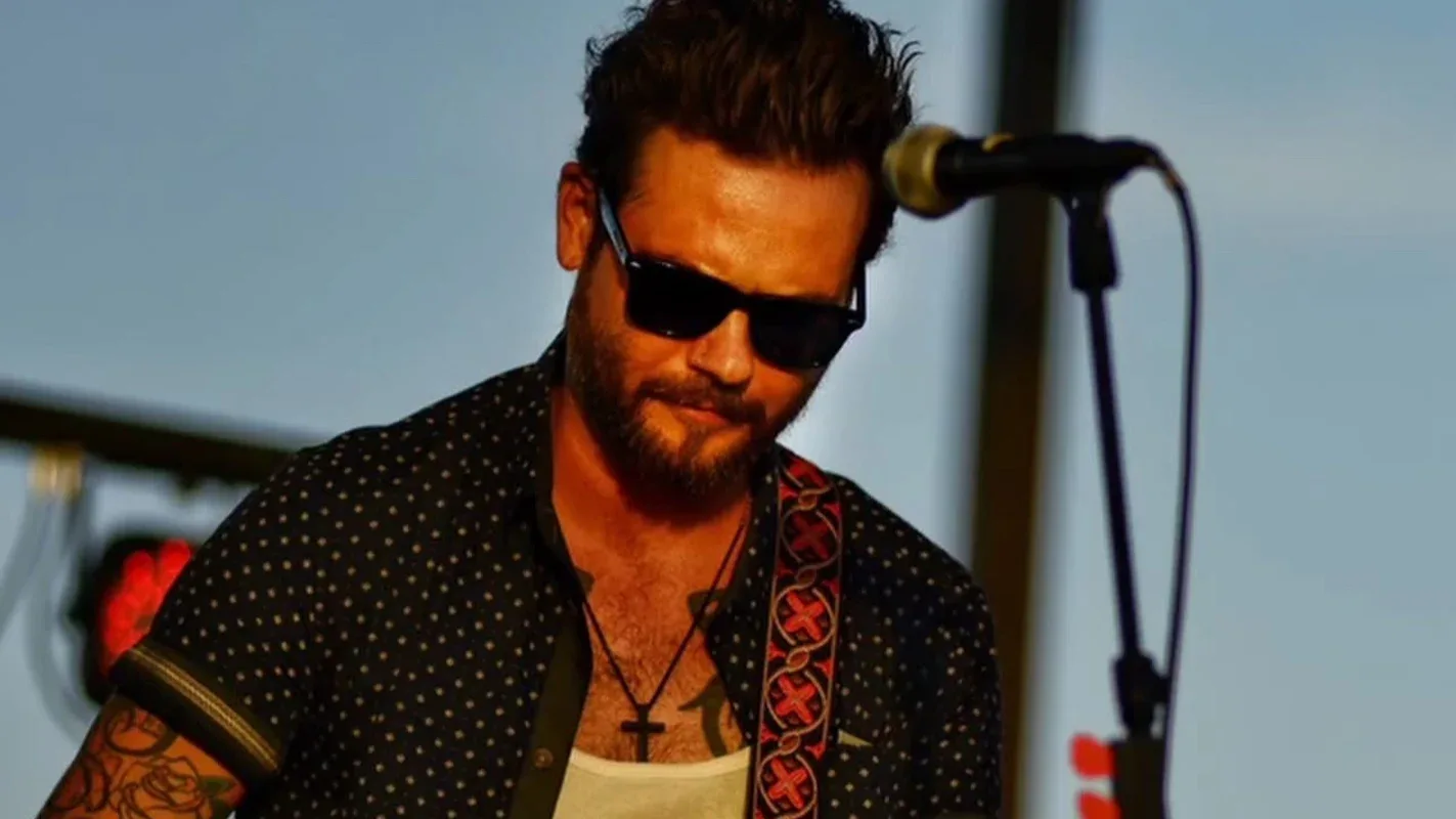 Chase Skinner — Live Music